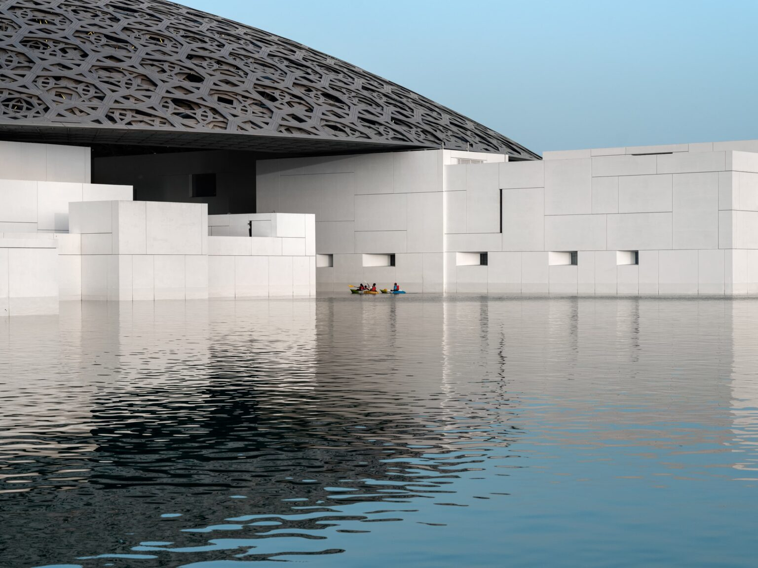 Dubai And Abu Dhabi Travel Guide