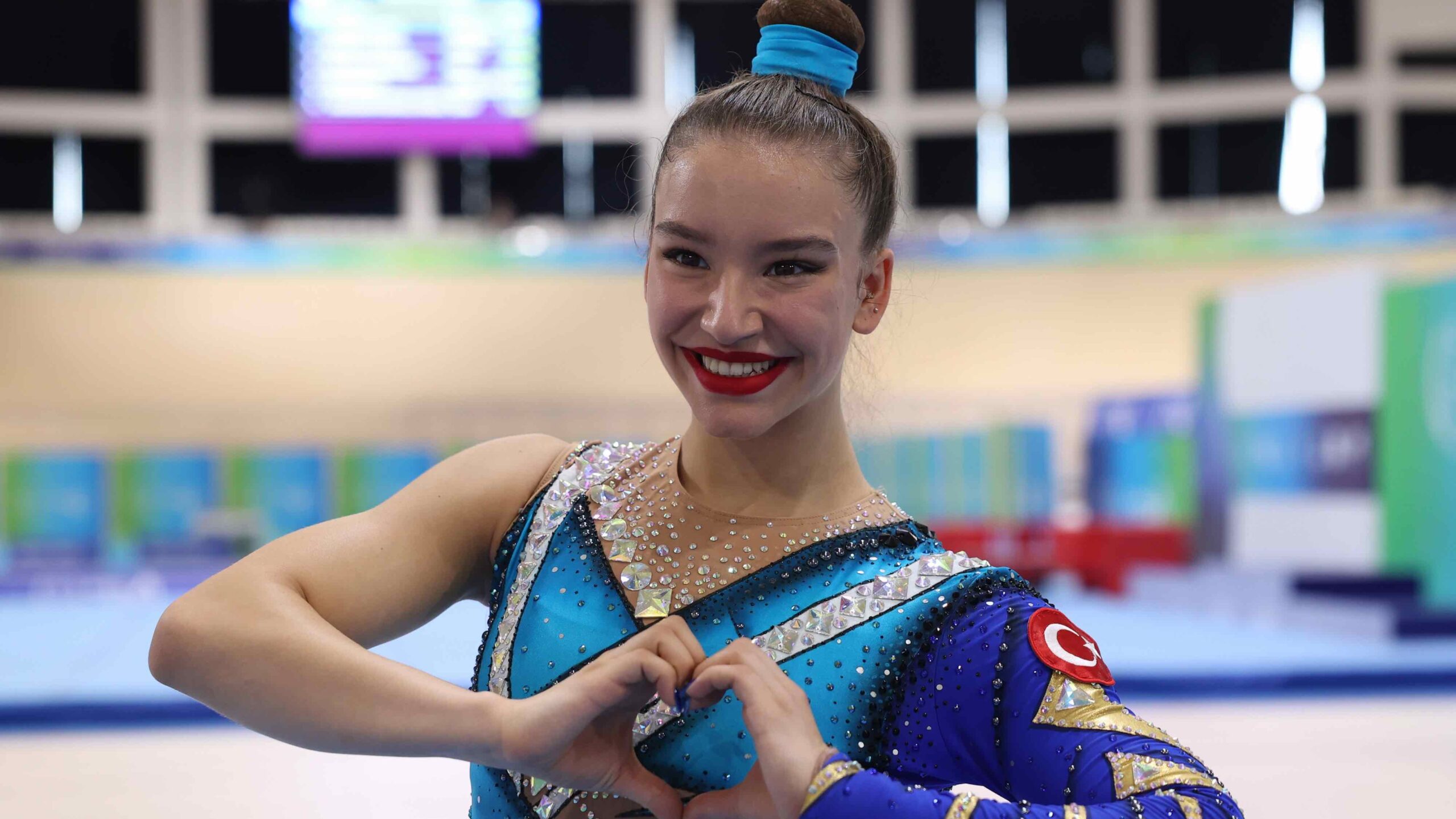 Tarihe Geçmiş Türk Kadın Sporcular Tarihe Geçmiş Türk Kadın Sporcular