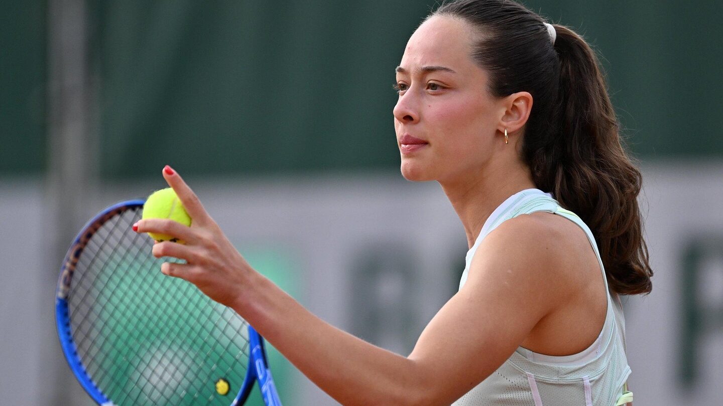 Tarihe Geçmiş Türk Kadın Sporcular Tarihe Geçmiş Türk Kadın Sporcular