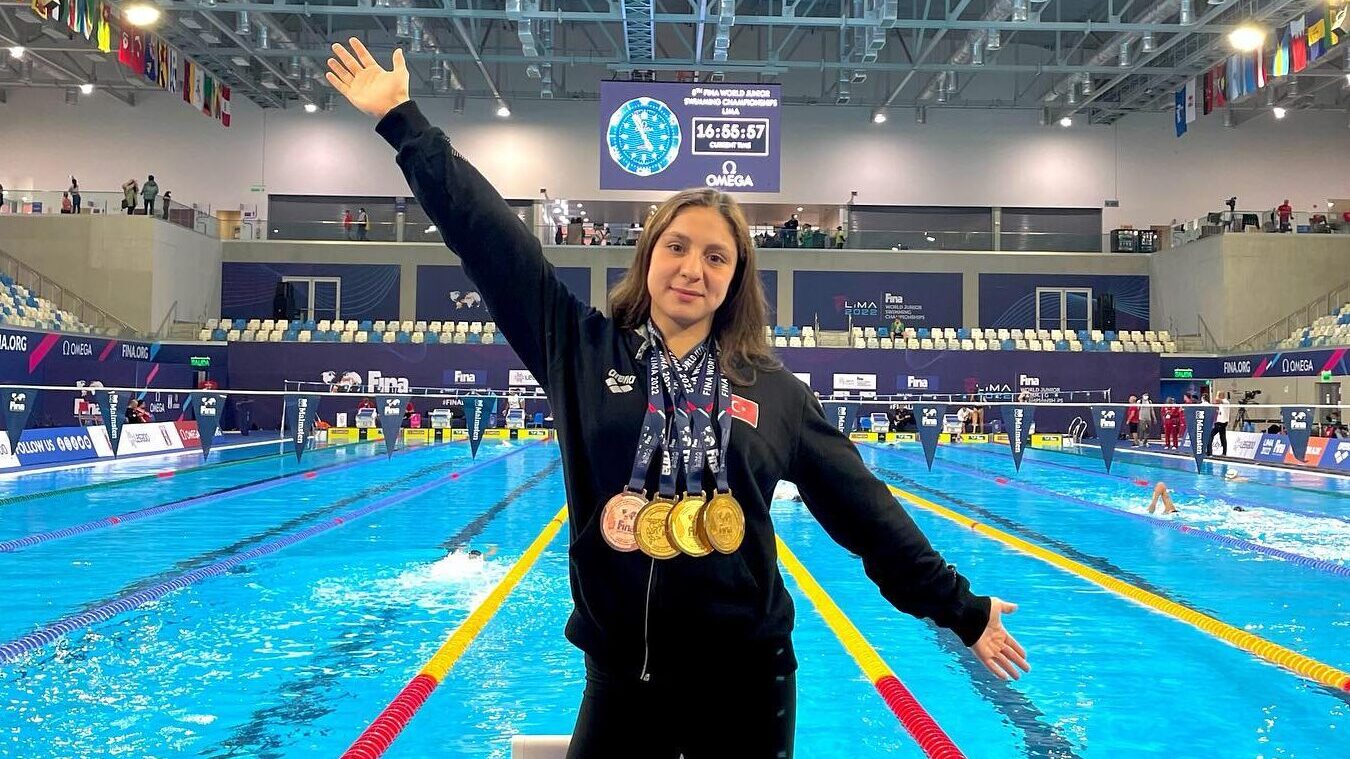 Tarihe Geçmiş Türk Kadın Sporcular Merve Tuncel, Tarihe Geçmiş Türk Kadın Sporcular