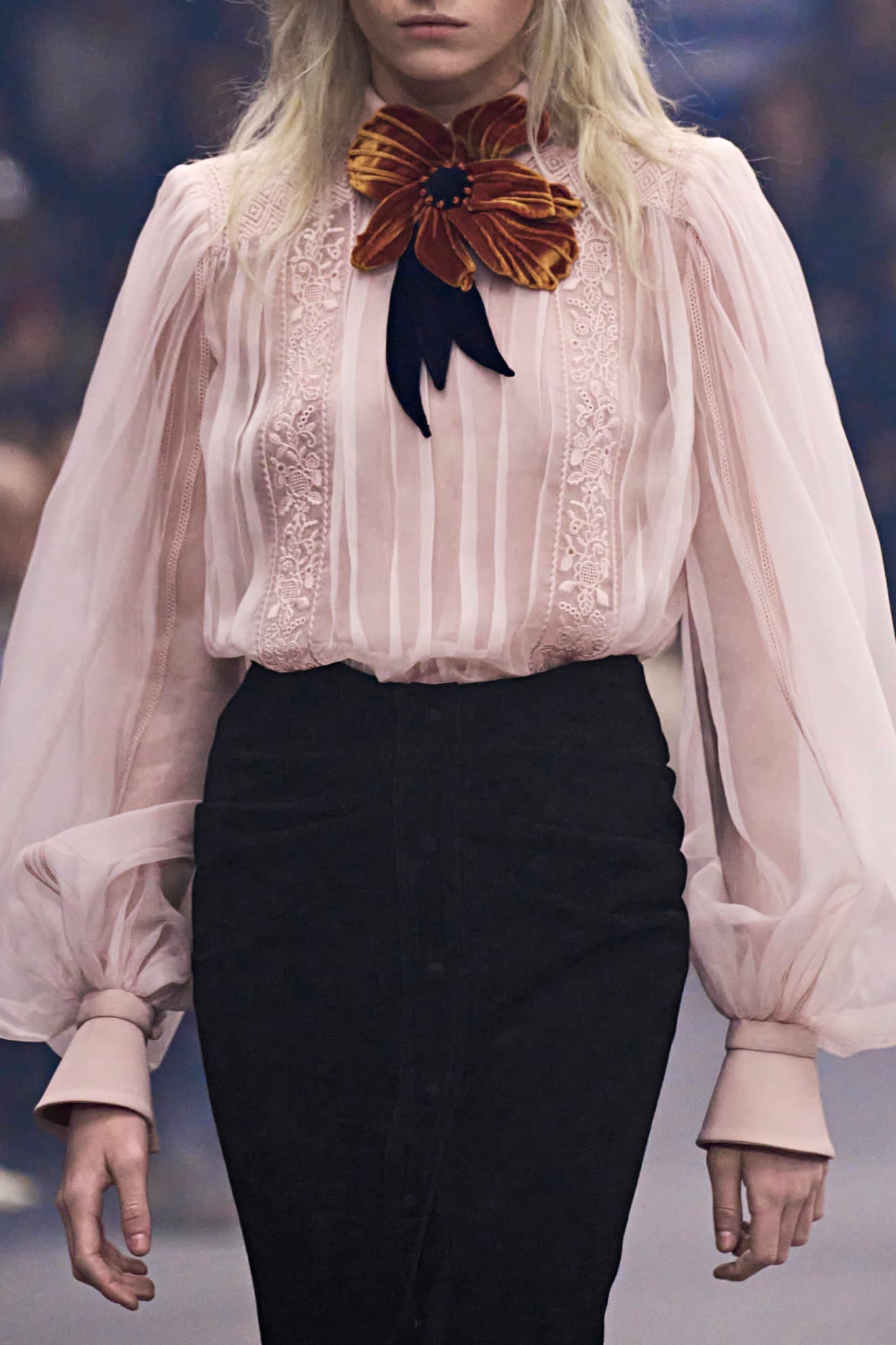 Zamansız Bir Konuşma: Paris Moda Haftası İlkbahar Yaz 2026