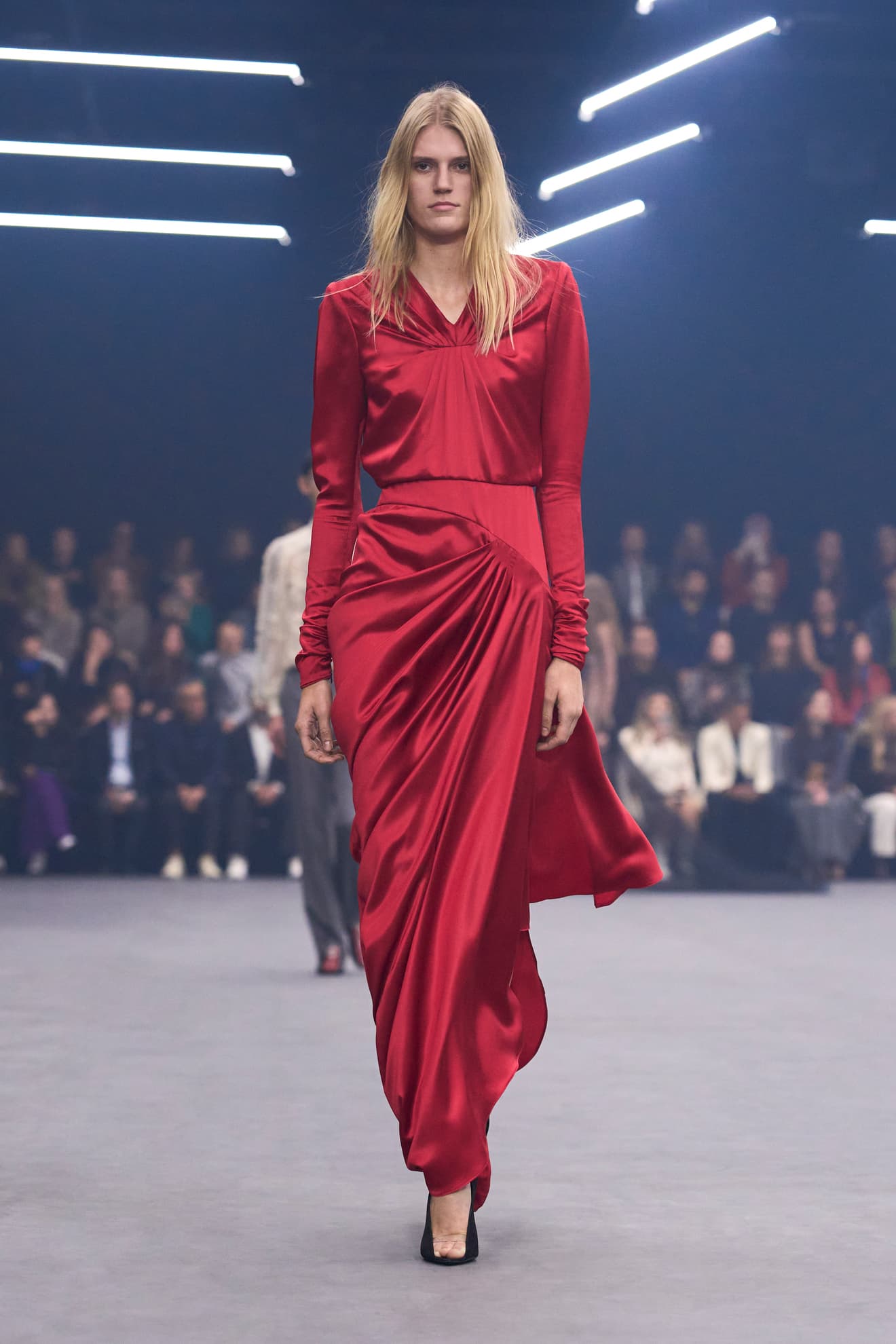 Zamansız Bir Konuşma: Paris Moda Haftası İlkbahar Yaz 2026