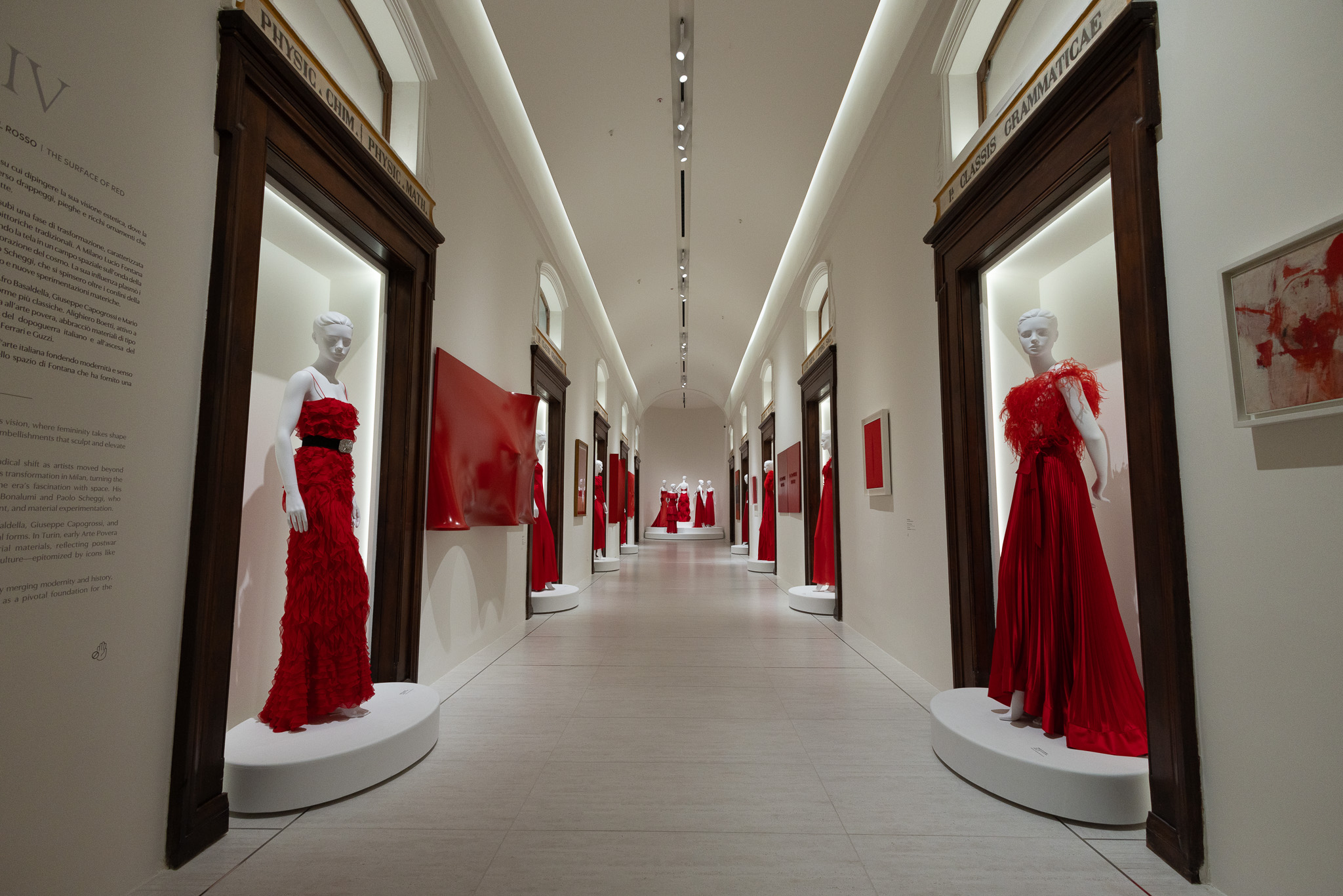 Zamansız, Cesur, İkonik: Valentino Kırmızısının Yolculuğu