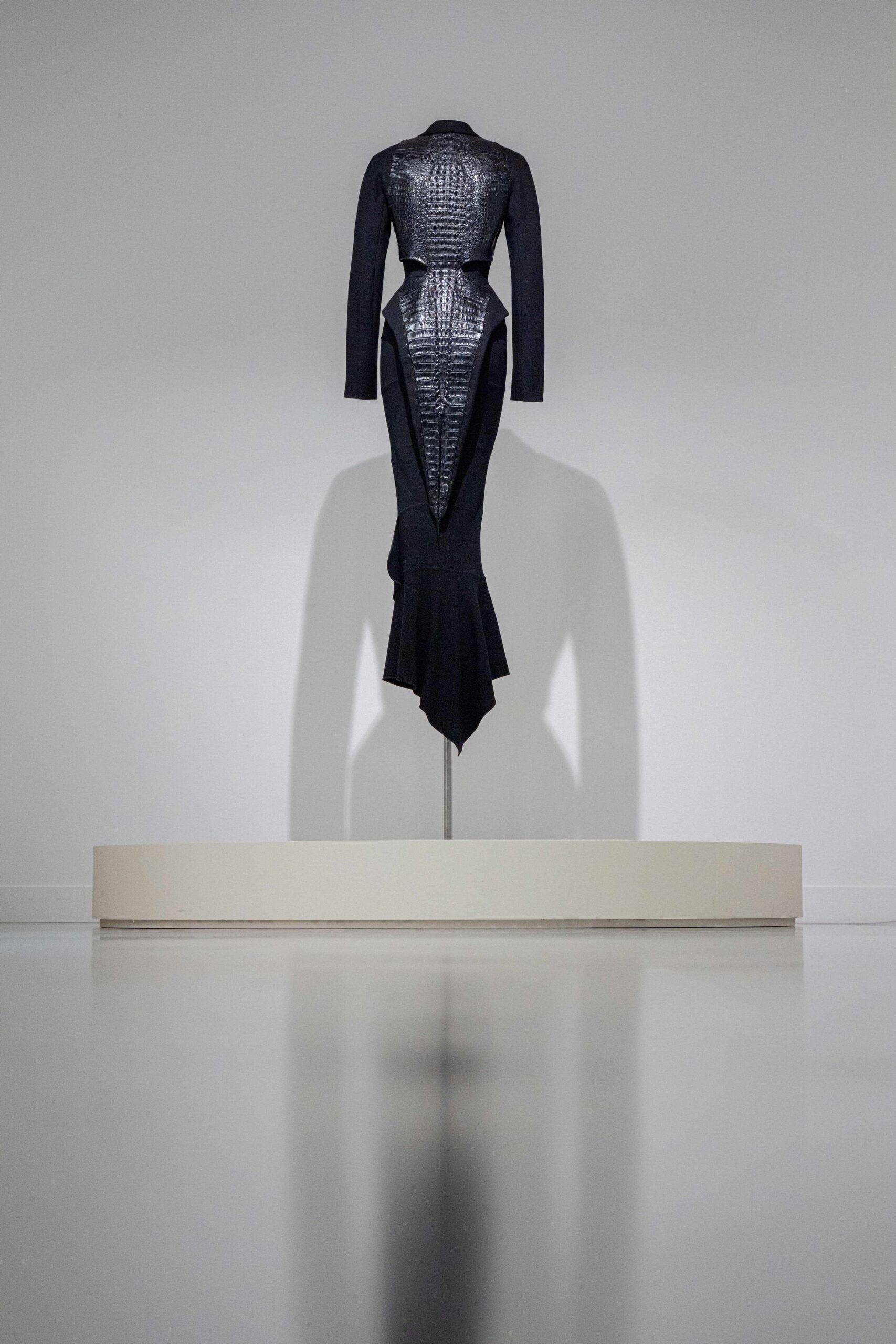 Feminenliği Heykele Dönüştüren Tasarımcı: Alaïa