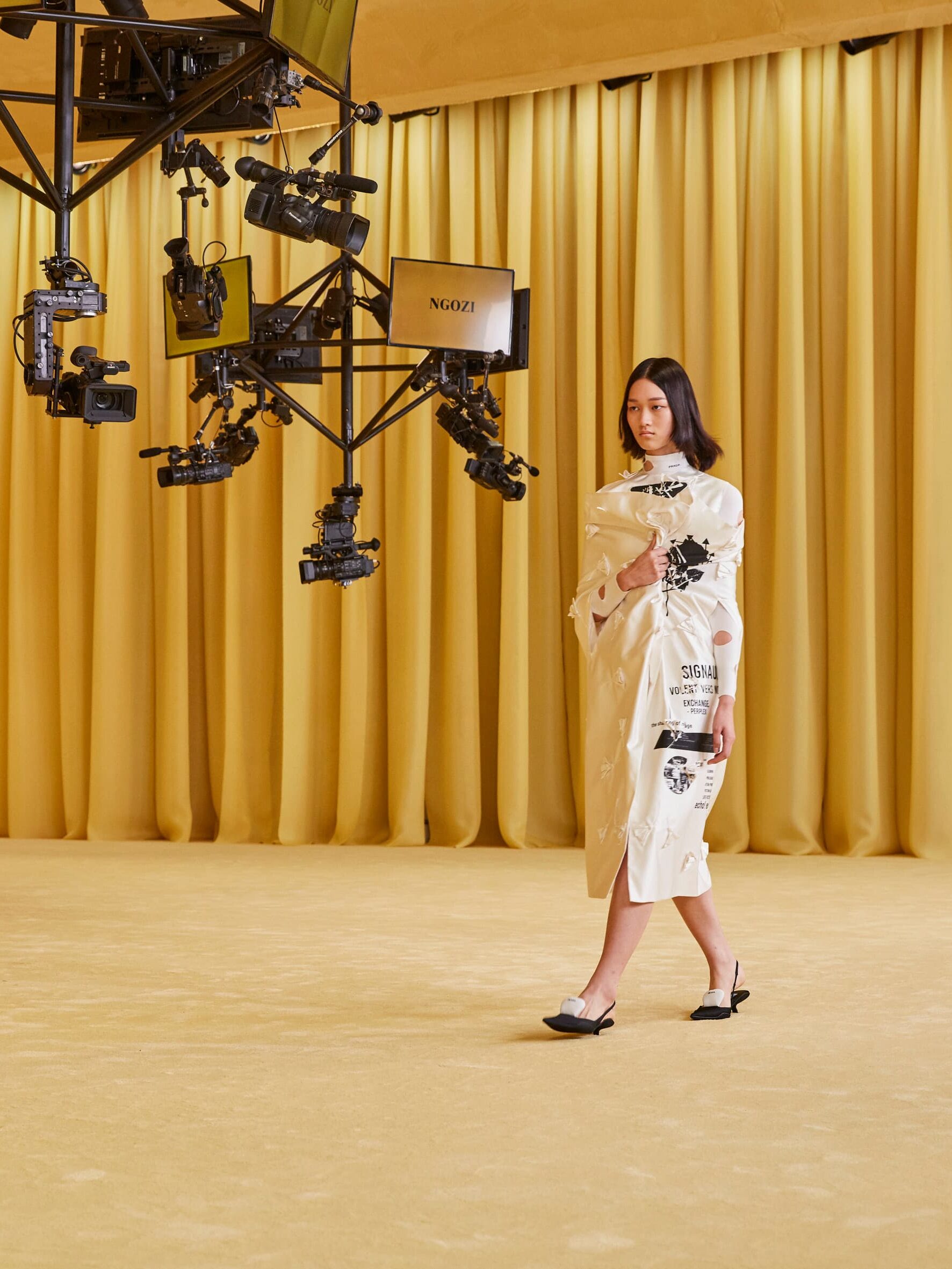 Defilenin 100 Yıllık Öyküsü