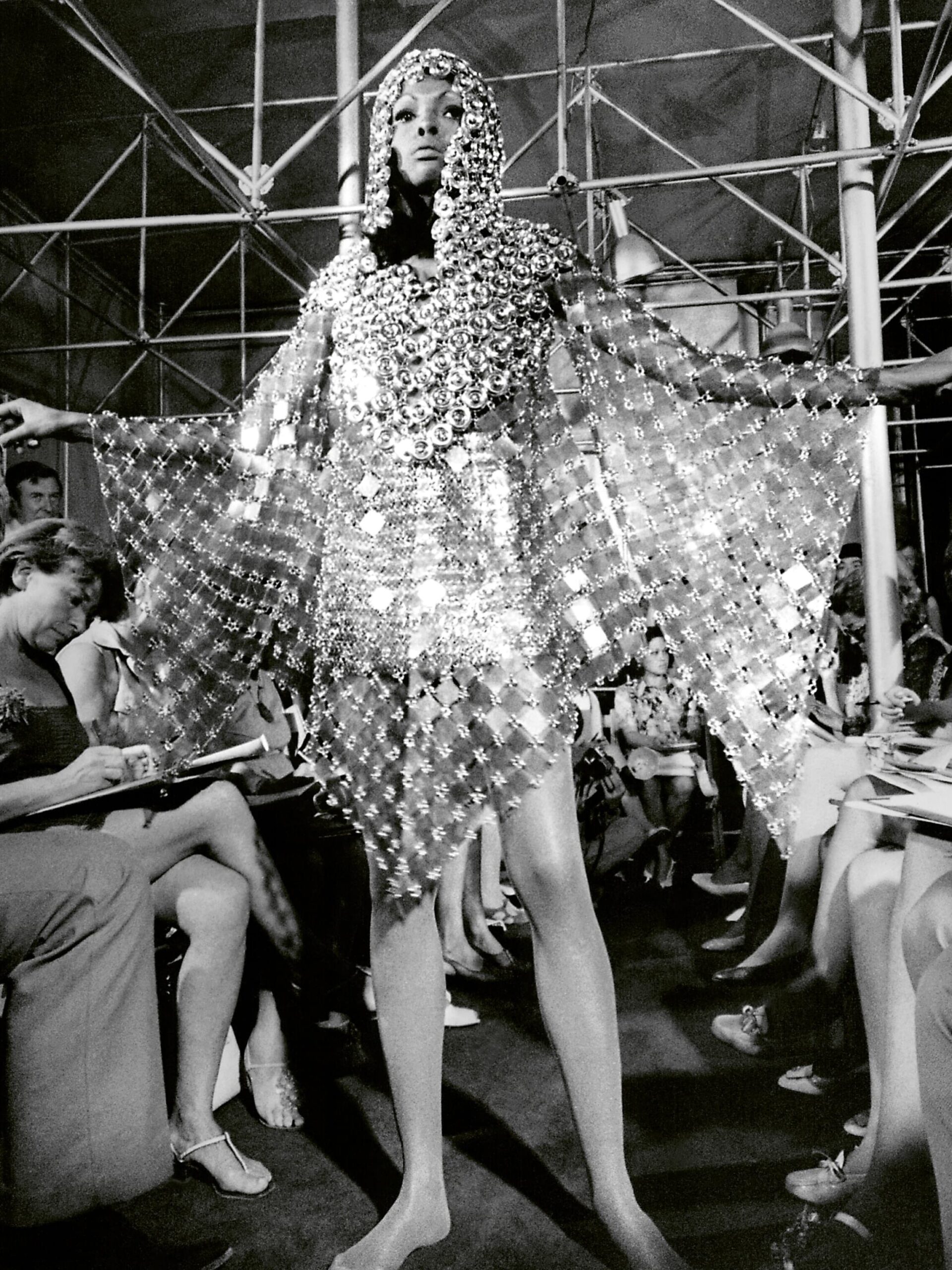 Defilenin 100 Yıllık Öyküsü