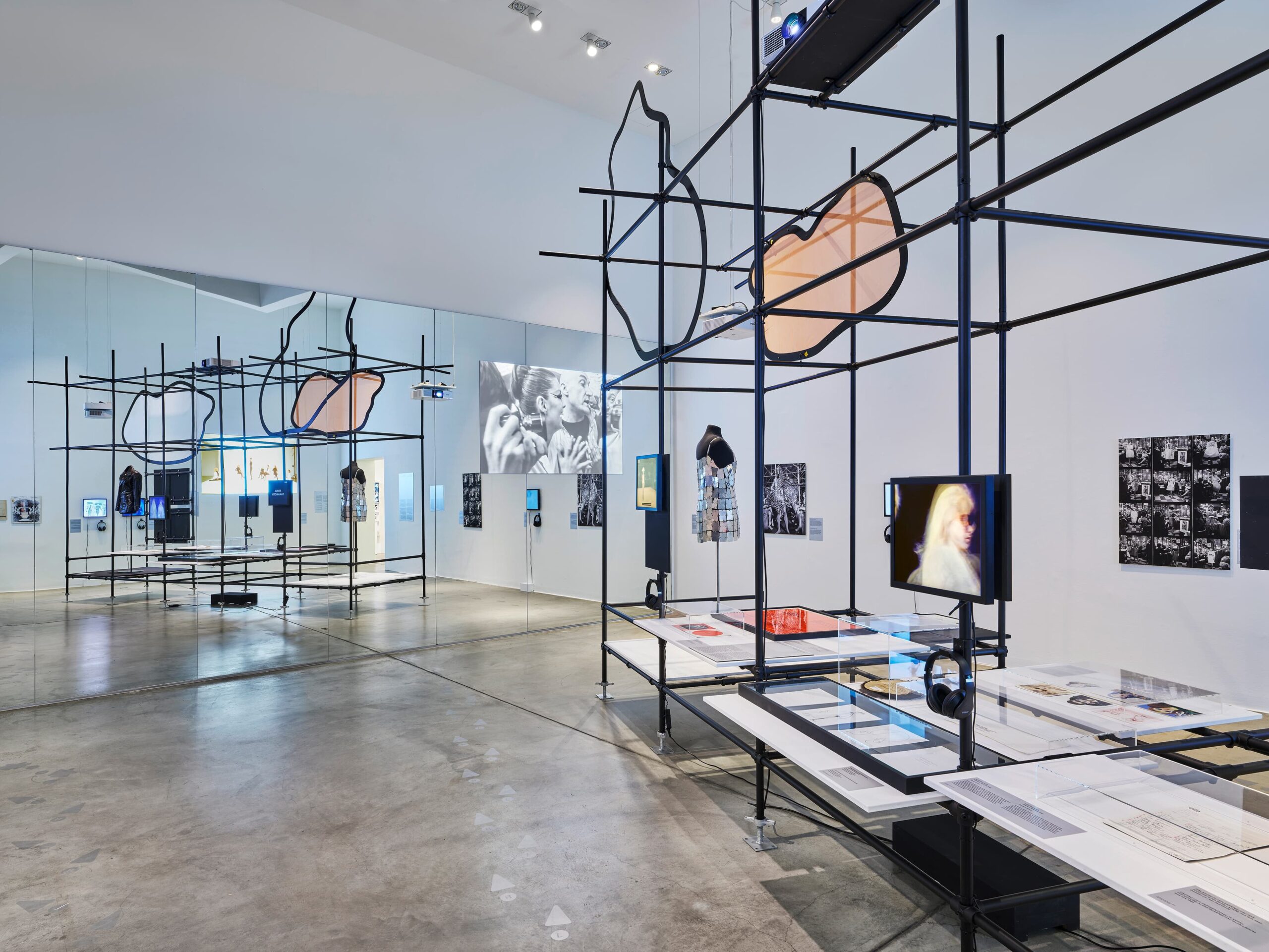 Defilenin 100 Yıllık Öyküsü