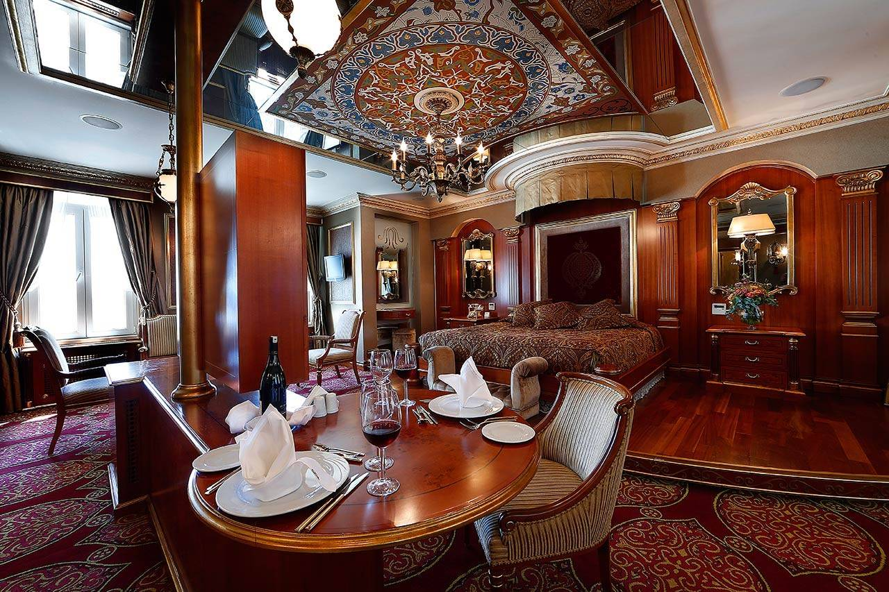 Istanbul Hotels Famous For Their Historic Buildings