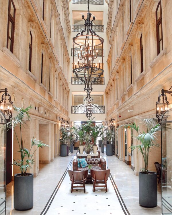 Istanbul Hotels Famous For Their Historic Buildings