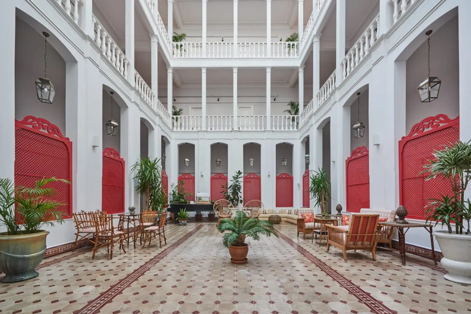 Istanbul Hotels Famous For Their Historic Buildings