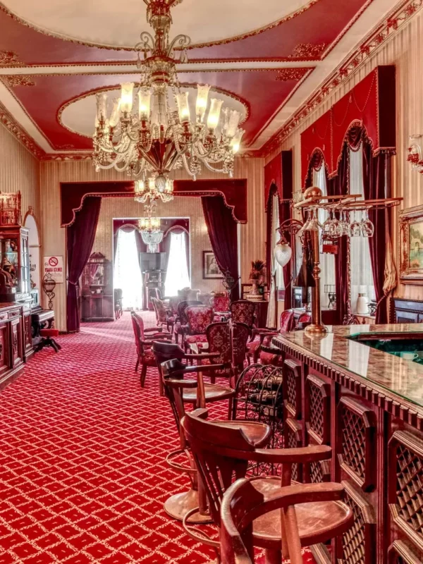 Istanbul Hotels Famous For Their Historic Buildings