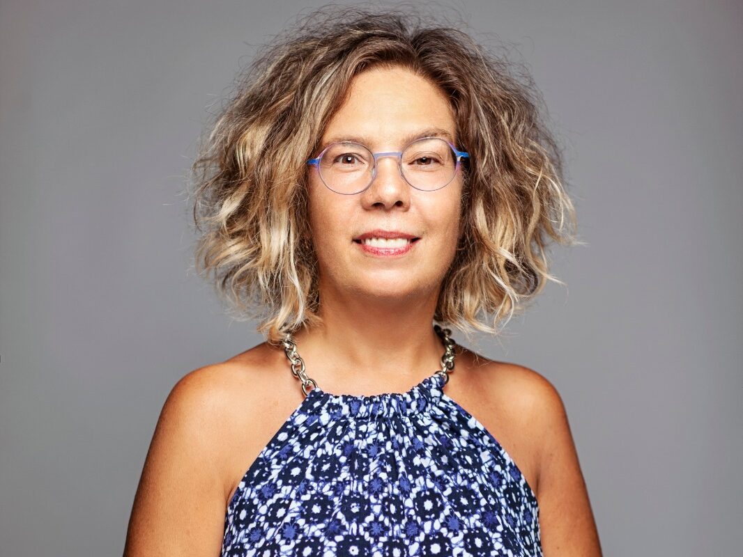 Bedriye Hülya: “Kadının İş Hayatında Var Olabilmesi, Hayatımın Meselesi”