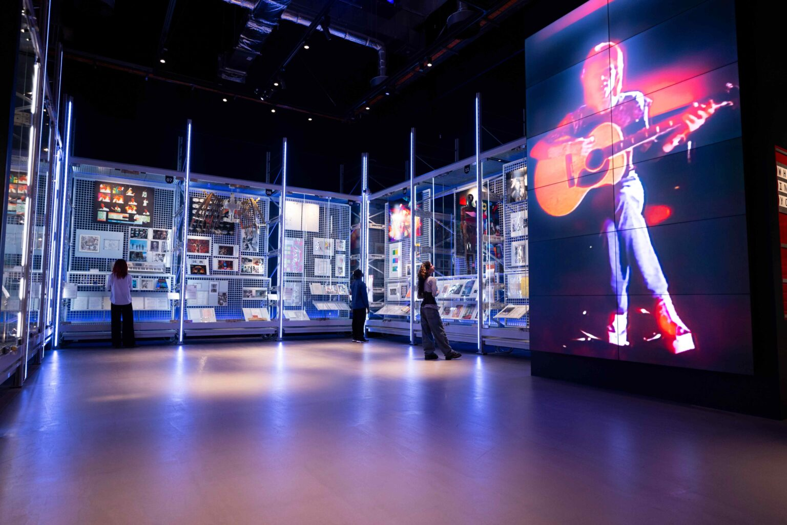 David Bowie Centre: The Creative Legacy of a Phenomenon David Bowie Centre: The Creative Legacy Of A Phenomenon