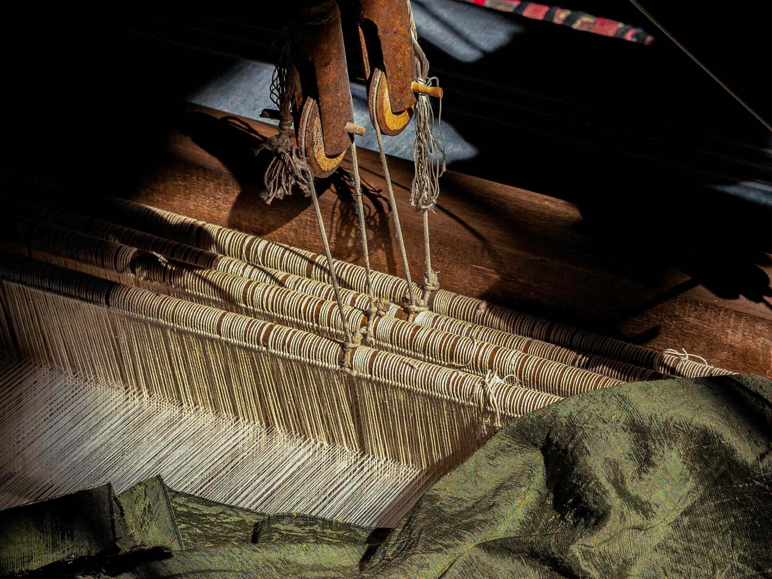 İpek Fular Hakkında Bilmeniz Gerekenler