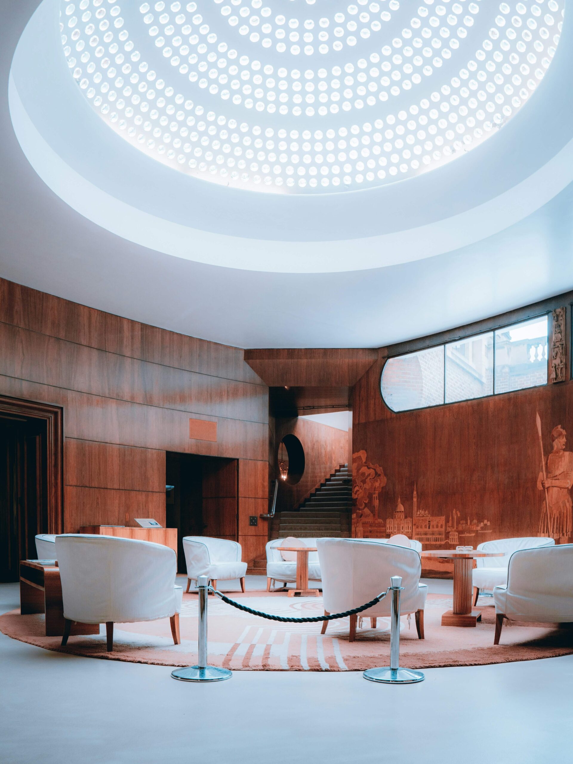 Art Deco: Modernliğin Işıltılı Yüzü 100 Yaşında Art Deco: Modernliğin Işıltılı Yüzü 100 Yaşında