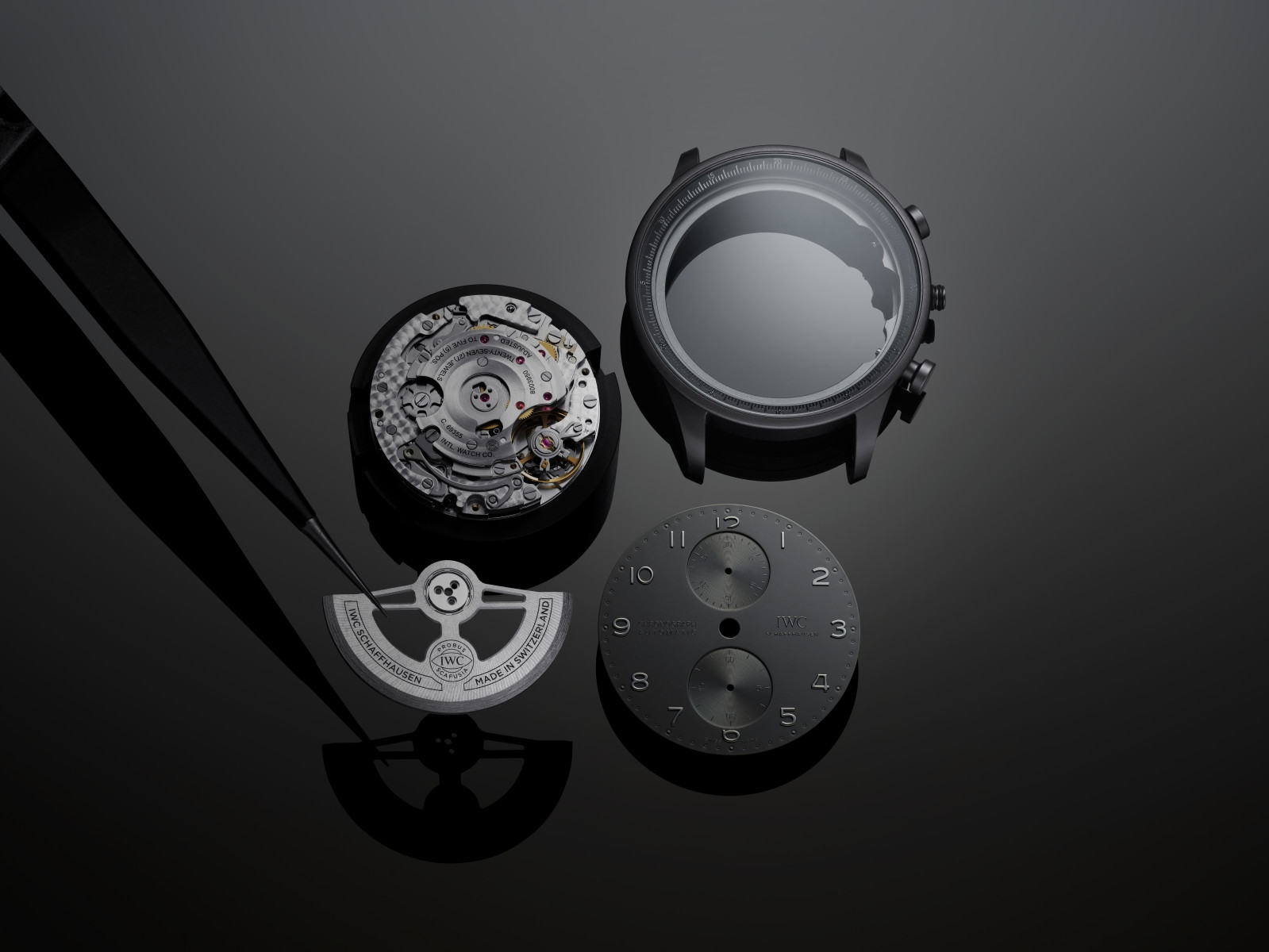 Siyah Bir Siluet: Iwc Portugieser Chronograph Ceratanium