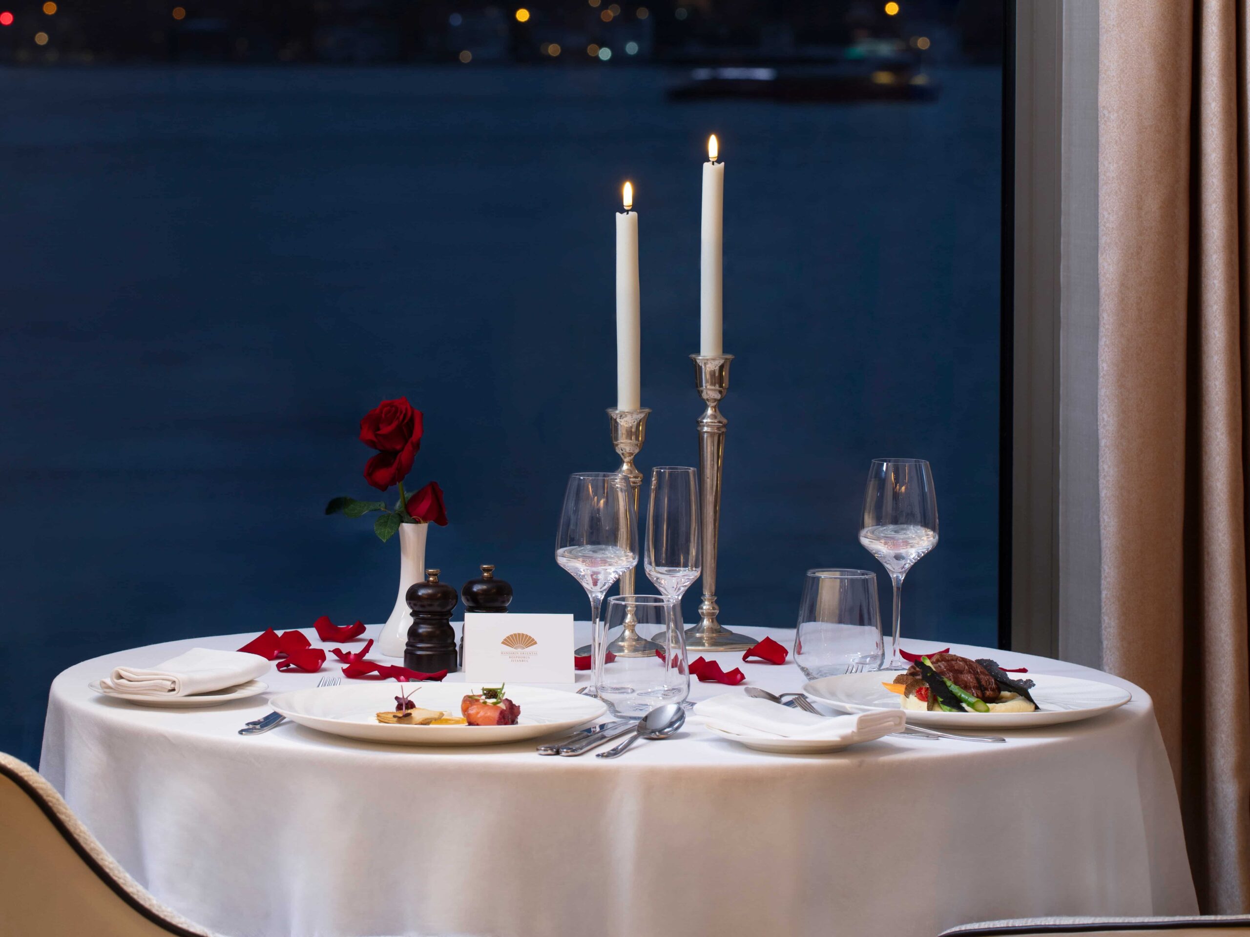 Şehirde Aşk Ritmi: 2026 Sevgililer Günü Programları