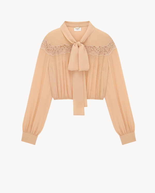 Lace’s New Interpretation: Feminine Details in Modern Silhouettes Lace’s New Interpretation: Feminine Details In Modern Silhouettes